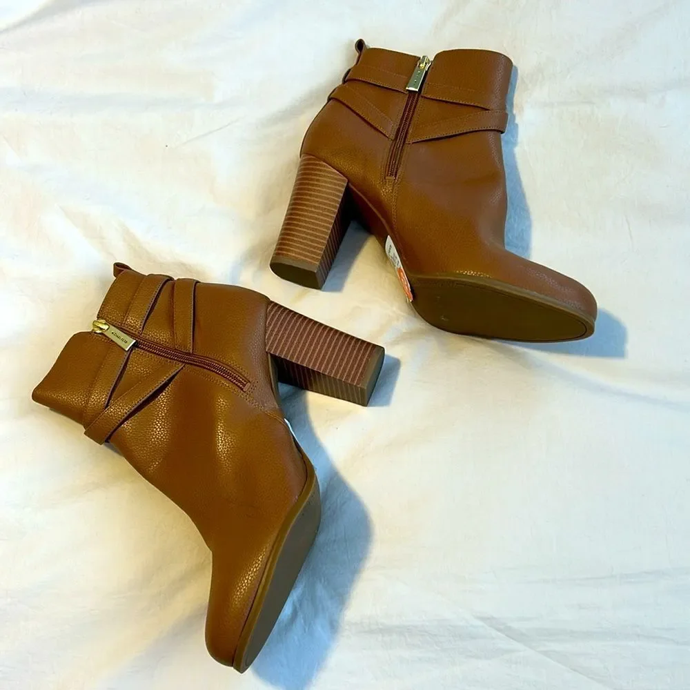 MICHAEL Michael Kors Brown Faux Pebbled Leather Buckle Accent Ankle Boots 9.5